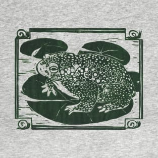 Bull frog on lilly pad T-Shirt